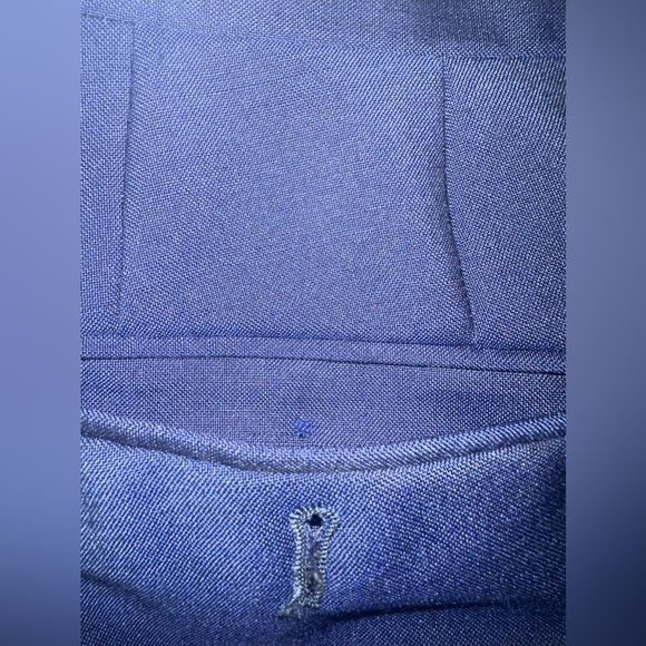 Burberry Milbury Navy Full Suit- 2 Piece. EU: 50R. Good Condition. - Picture 12 of 14